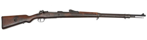 Mauser WZ.98A, klasyczny długi karabin, którego produkcję wznowiono w Radomiu w 1936 r. Mauser był niezawodny pod warunkiem utrzymania mechanizmu zamka w czystości