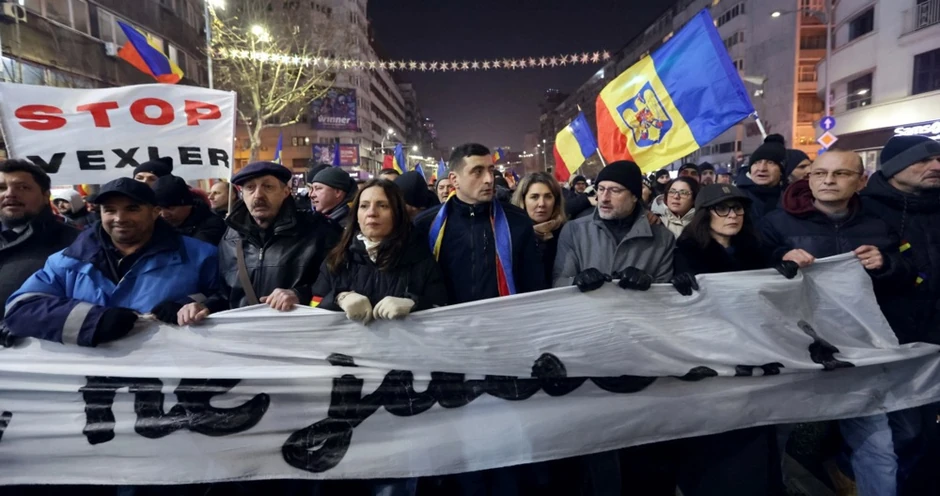 Đorđe Simion na protestu protiv mera štednje u Bukureštu 15. januara