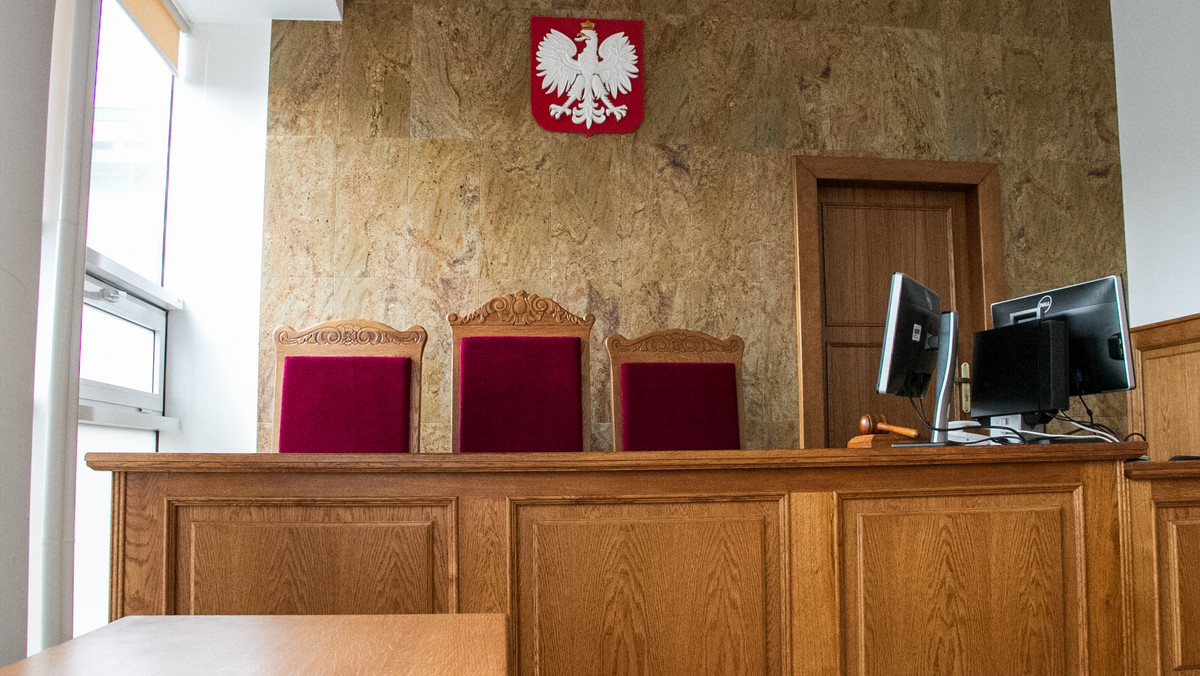 O łagodniejszy wymiar kary starał się Ryszard D. i jego obrońca przed sądem apelacyjnym w Szczecinie. Pół roku temu mężczyzna został skazany na 15 lat więzienia za porwanie 12-latki ze "szczególnym udręczeniem". Sąd apelacyjny odrzucił jednak wniosek skazanego. 