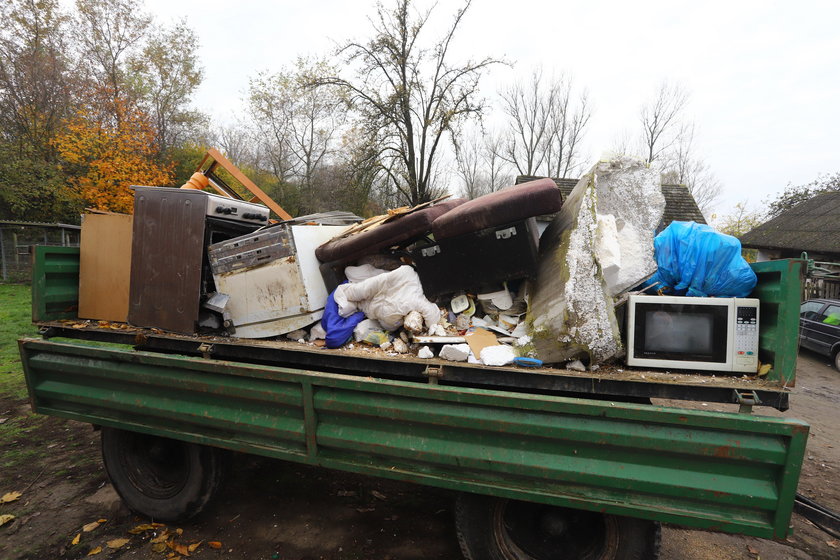 Volvo zaparkowało w domu