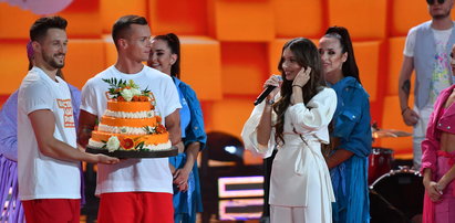 Viki Gabor świętowała swoje 14. urodziny podczas Wakacyjnej Trasy Dwójki w Świnoujściu. Ależ przyjęcie!