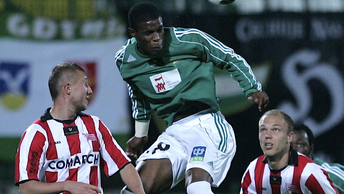 Lechia Gdańsk w meczu 6. Kolejki Ekstraklasy wygrała u siebie z Cracovią, a trzy punkty gdańszczanom zapewnił debiutujący na polskich boiskach Francuz Bedi Buval. Cracovia przegrała natomiast szósty mecz z rzędu i pozostaje jedyną drużyną w lidze, która jeszcze nie zdobyła punktu.