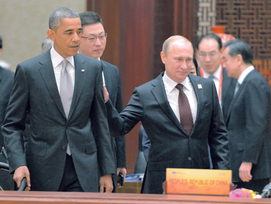 Kiseli izraz lica Vladimira Putina nikako se ne slaže sa „prijateljskim dodirom“ koji je uputio američkom predsedniku Baraku Obami.