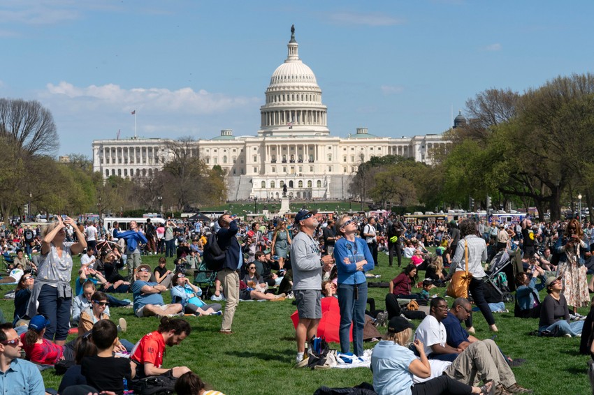 Potpuno pomračenje Sunca iz Vašingtona 8. aprila