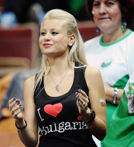 Piękne panie dopingują siatkarzy na mistrzostwach świata w Polsce