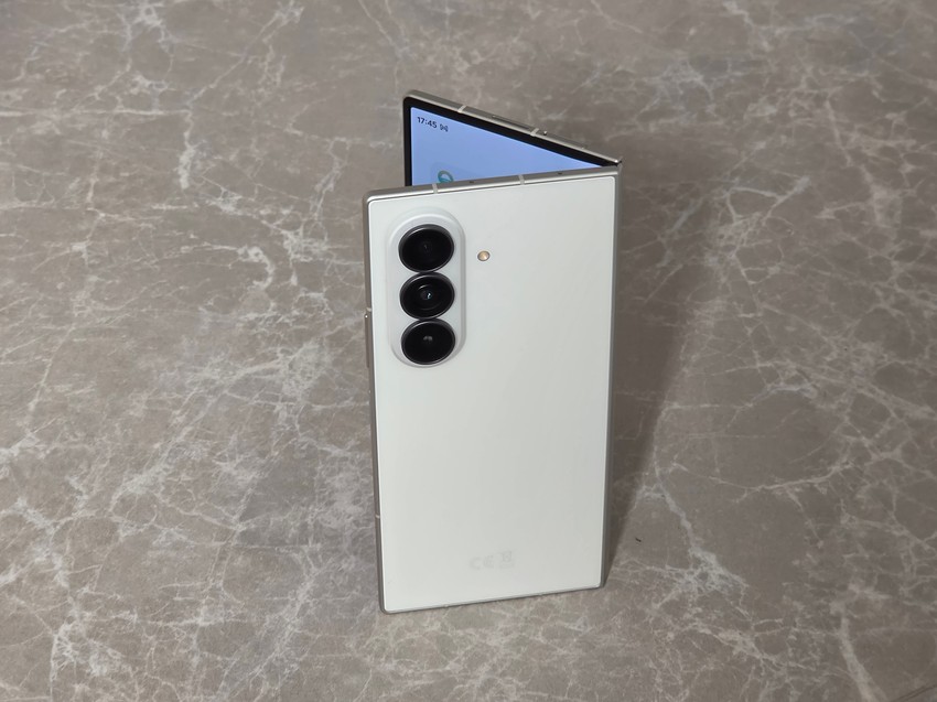 Z Fold 8 Ultra