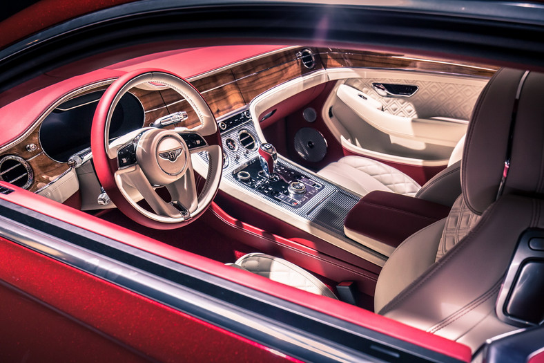 Bentley Continental GT – piękno, elegancja, pożądanie