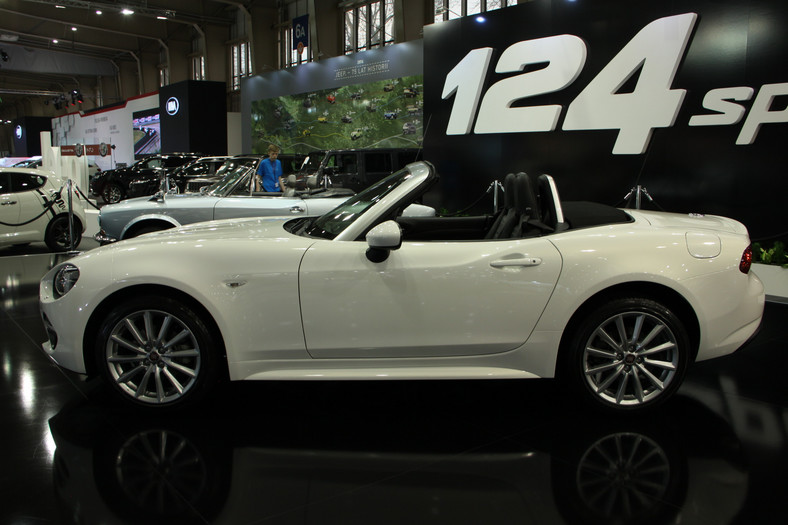 Fiat 124 Spider (Poznań 2016)