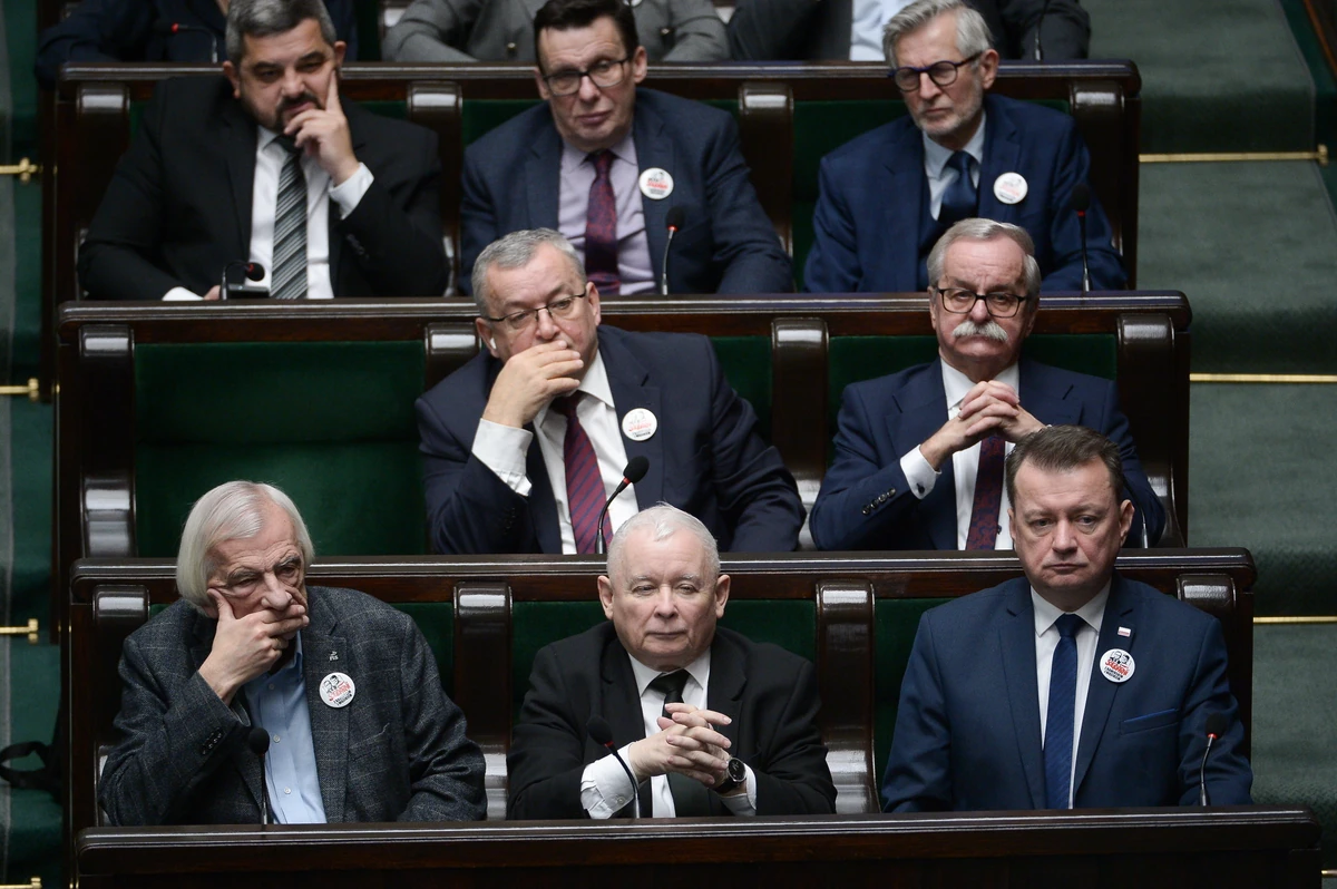  PiS oskarża rząd Tuska o łamanie prawa. Zamach stanu, tortury