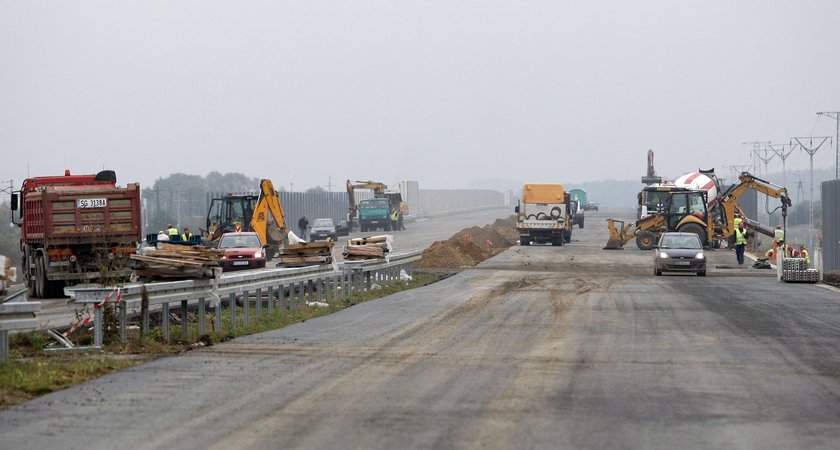 Gdyby nie korupcja w Polsce powstawałoby 400 km autostrad rocznie