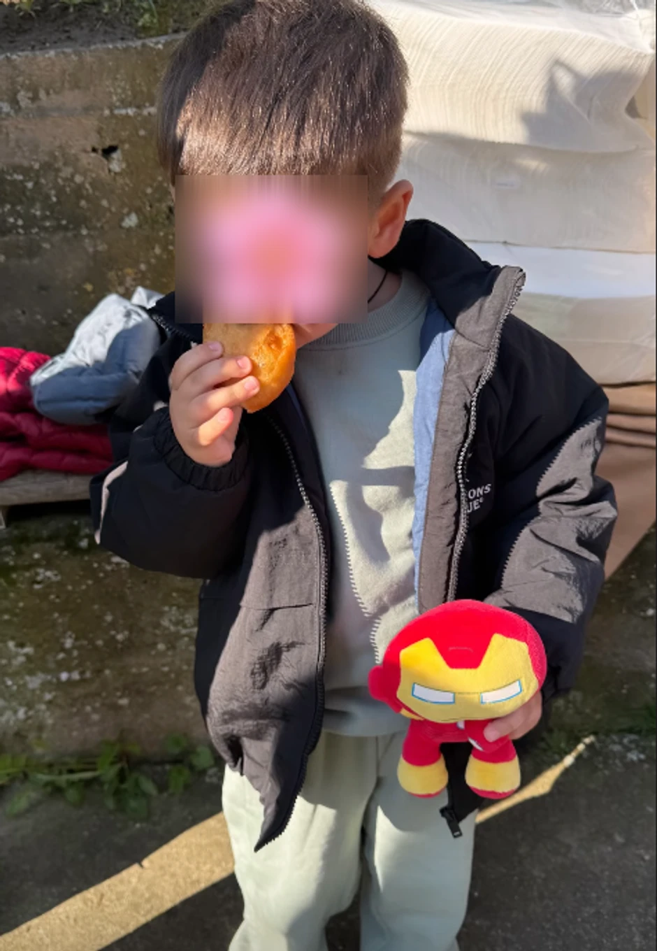 Sloba i Jelena sa decom slave Vrbicu