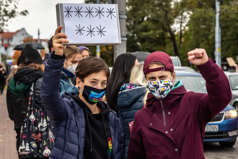 Najważniejsze zasady i twoje prawa podczas demonstracji