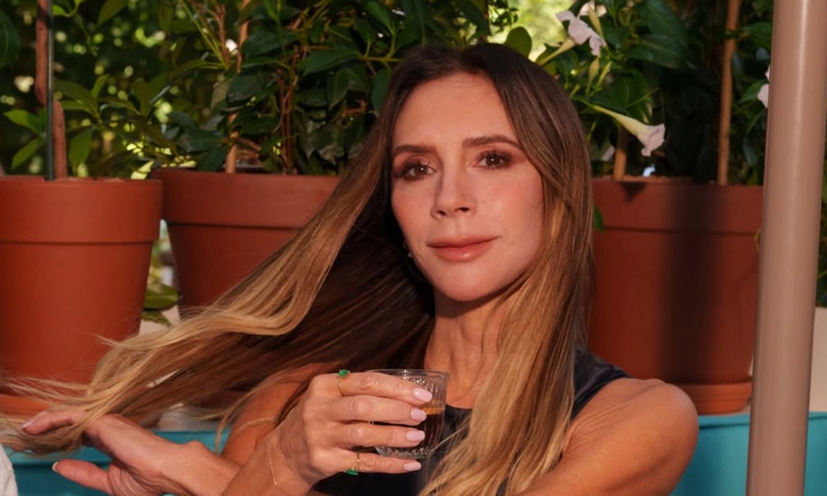 Victoria Beckham w takim obuwiu na siłowni. Eksperci ostrzegają