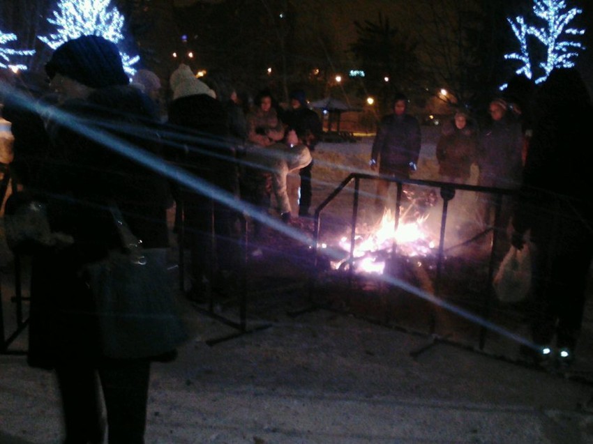 Paljenje badnjaka u Nišu