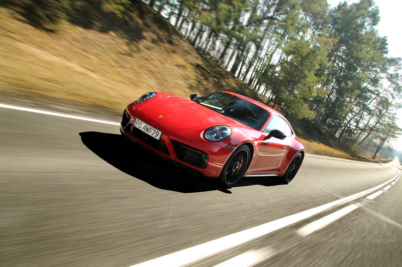 Porsche 911 GTS (2022 r., 992)