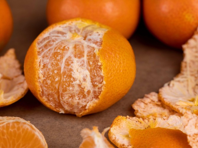 Evo šta se dobija kada pomešate alkohol i koru mandarine