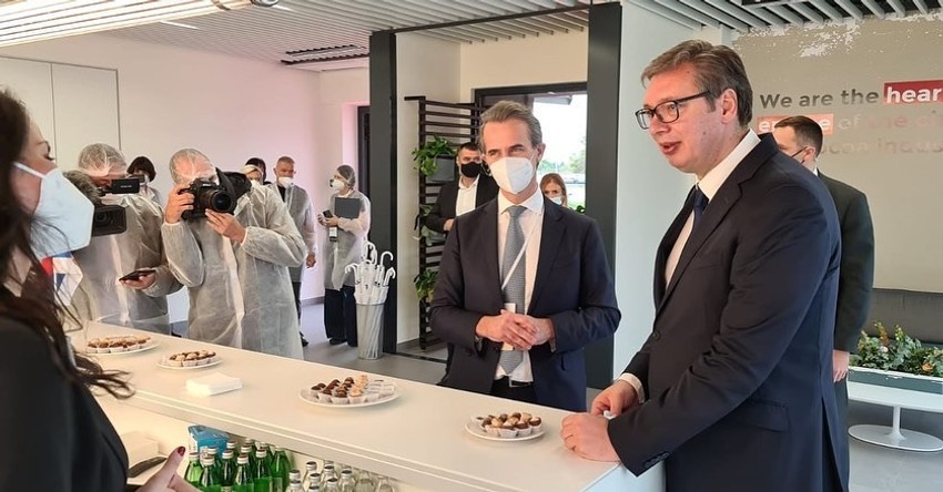 Vučić u fabrici čokolade