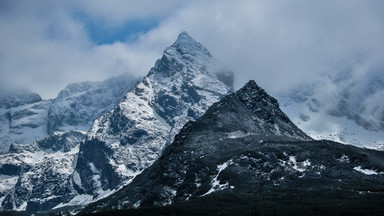 Drugi stopień zagrożenia lawinowego w Tatrach