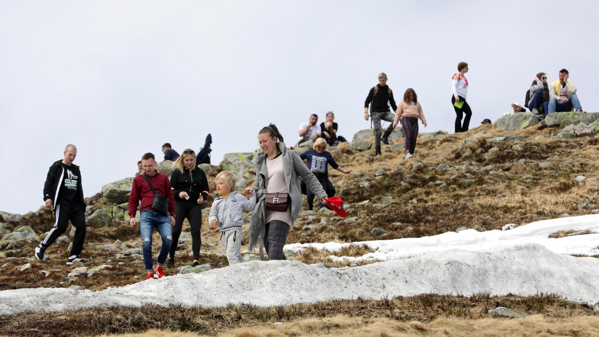 Tatry: ok. 18 tysięcy turystów w weekend