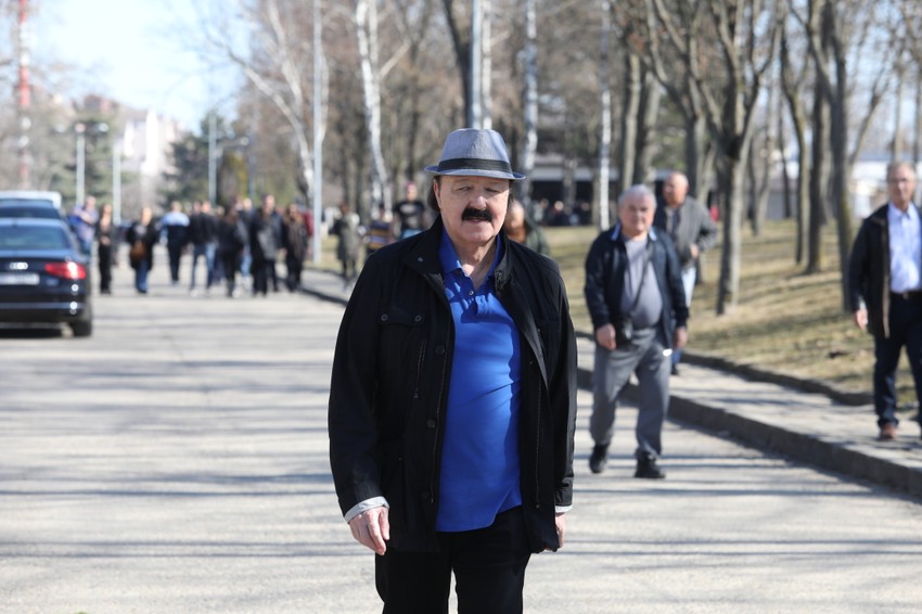 Haris Džinović  na sahrani Saše Popovića