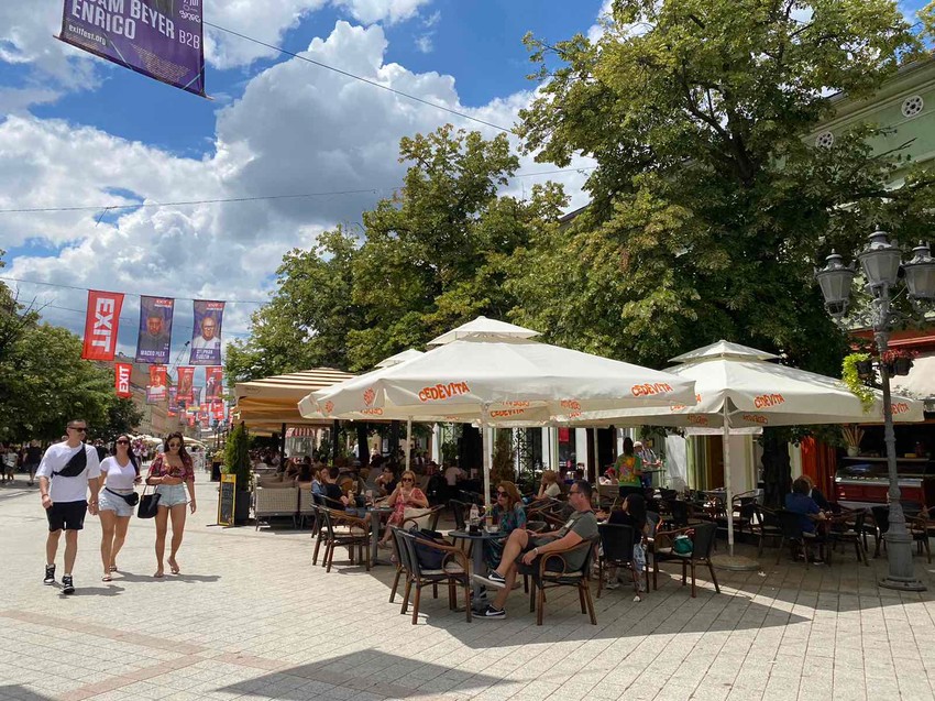 Novosadski kafići tokom Exit festivala