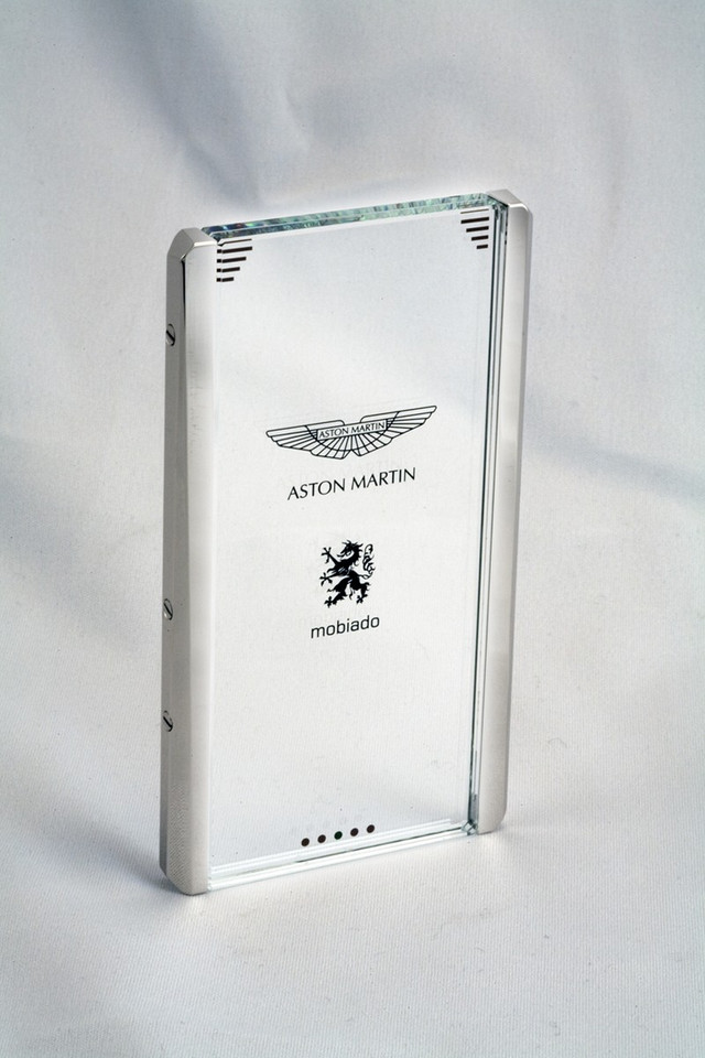 Aston Martin Telefon