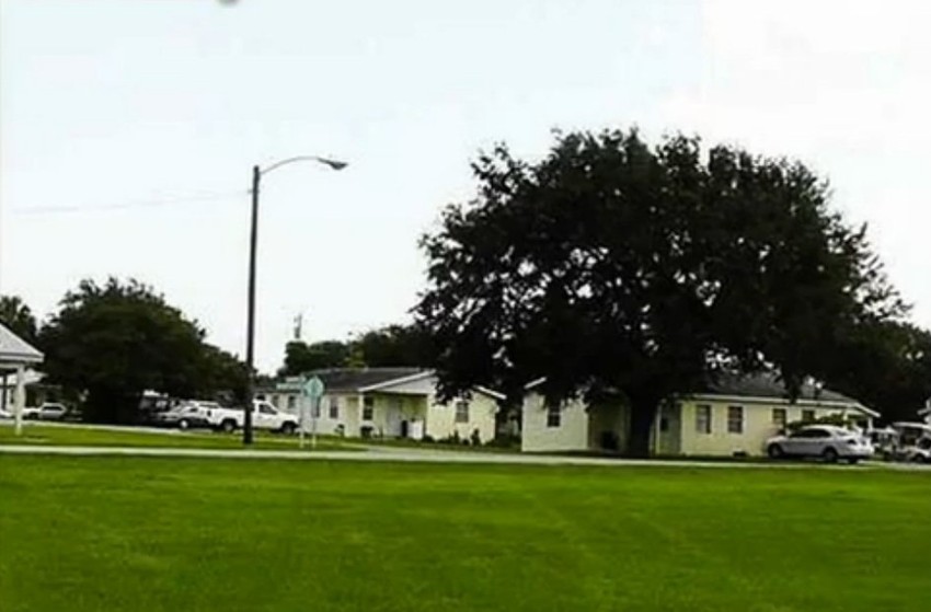 Mirakl Vilidž: Idilično selo koje krije bezbroj mračnih tajni polovine svojih žitelja