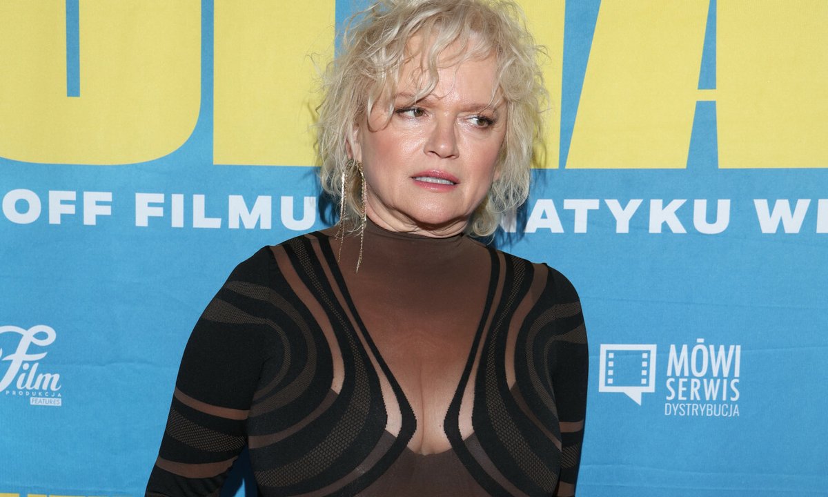 Od Katarzyny Figury trudno oderwać wzrok. Tak wygląda w czarnej mini