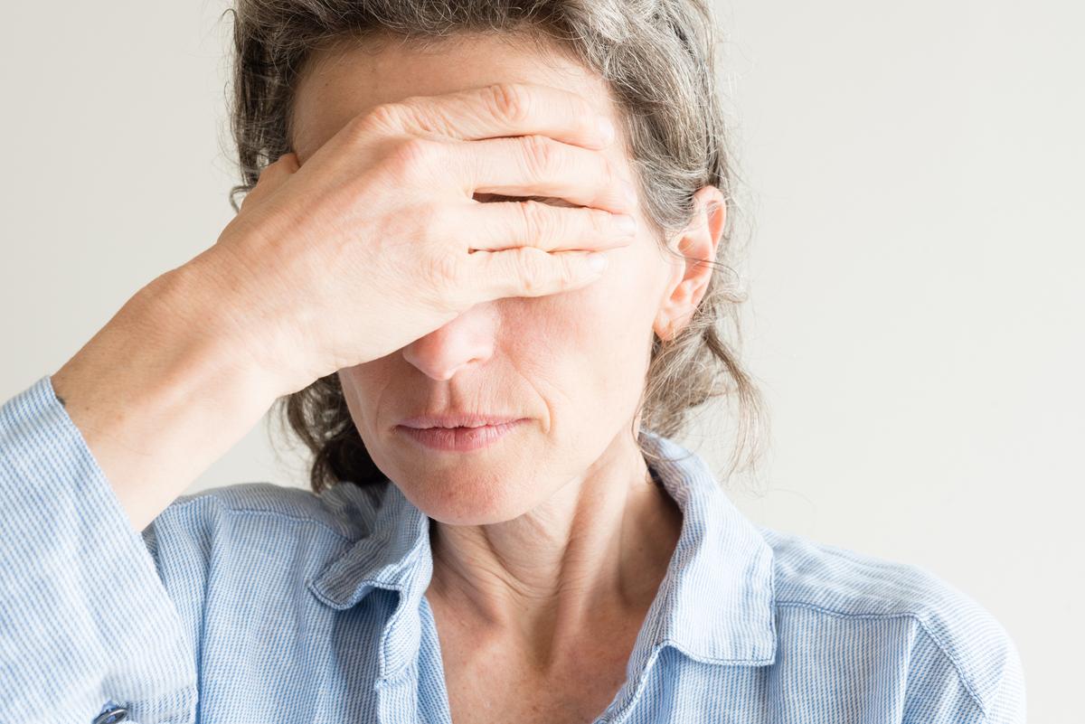 Hőhullámok, migrén, izomfájdalom? A korai menopauza tünetei lehetnek! Akár  már a harmincas éveidben is jelentkezhetnek - Blikk Rúzs