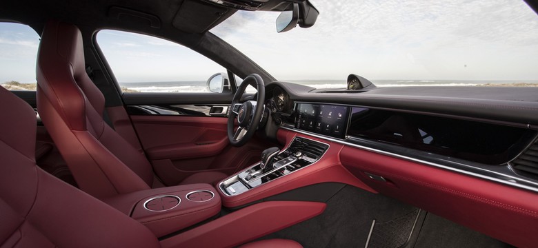 Oto nowy samochód Gortata! Porsche Panamera 4 E-Hybrid za fortunę [MAMY ZDJĘCIA]
