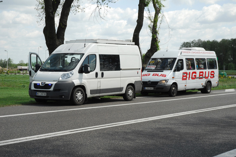 Busy łamią przepisy ruchu drogowego!