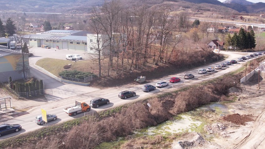 Kilometarska kolona vozila od Zlatibora ka Užicu