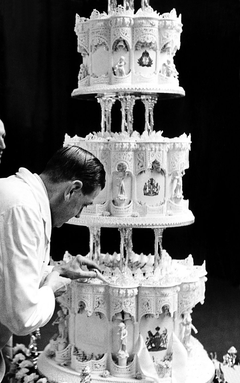 Tort królowej Elżbiety i księcia Filipa (1947 r.)