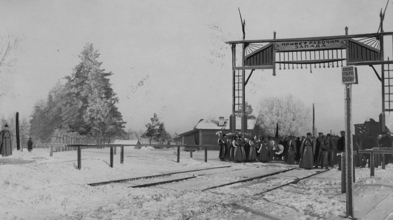 Wymiana jeńców w Kołosowie na granicy polsko-radzieckiej, 1928 r.