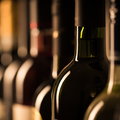 3 informacje znajdujące się na etykiecie wina, na które warto zwracać uwagę podczas zakupu