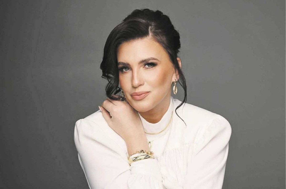 Ilona Adamska, wydawczyni, przedsiębiorczyni, działaczka społeczna.