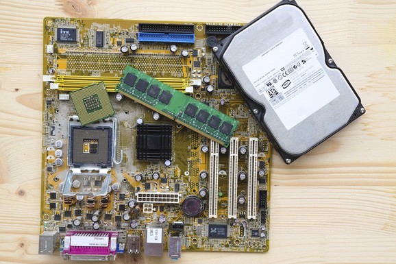 Prodaja procesora nastavlja da opada. Podaci iz prodavnica ne ostavljaju sumnju - to znači samo jedno