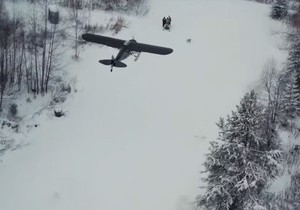 Bacanje ćurke iz aviona