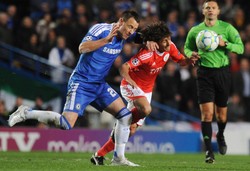 Podobizna Johna Terry'ego zniknie z... paczek papierosów w Indiach