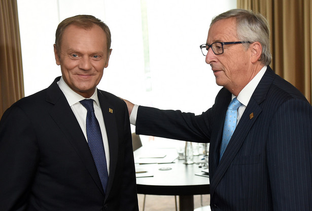 W Brukseli wybierają szefa Rady Europejskiej. Tusk powiedział tylko trzy słowa