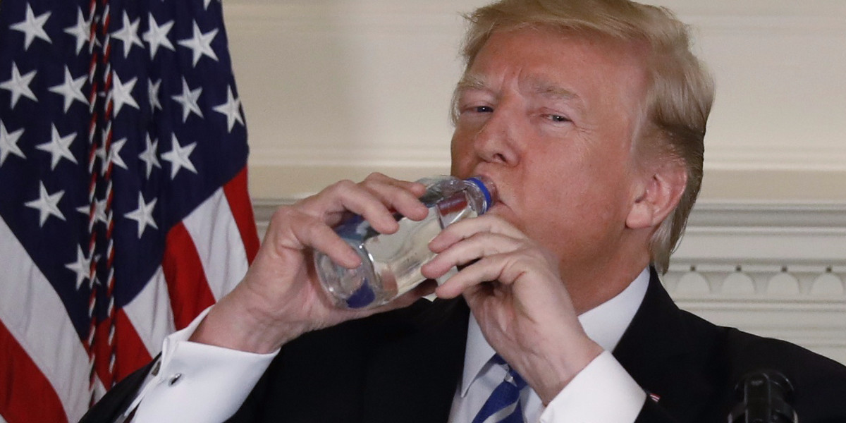 Marco Rubio informs Trump of the proper form for pausing a speech to take a sip of water