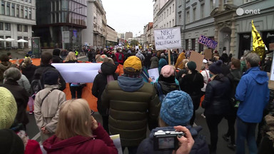 Manifestacja "Stop torturom na granicy". Ostre komentarze pod adresem rządu