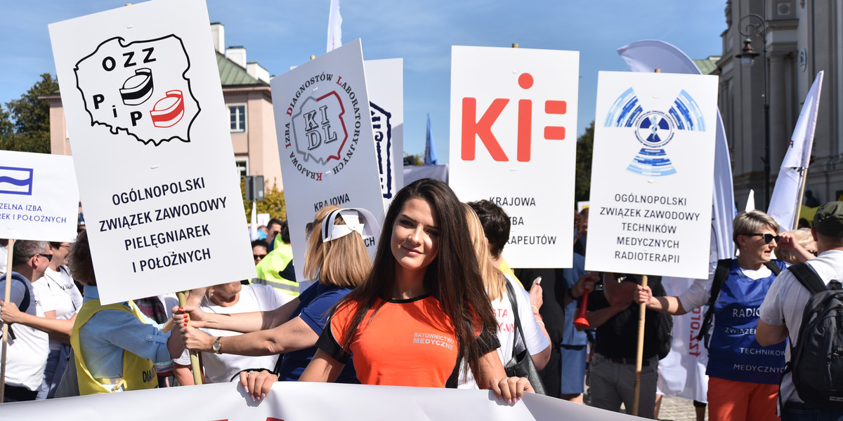 Warszawa: protest medyków w stolicy. Liczne utrudnienia.