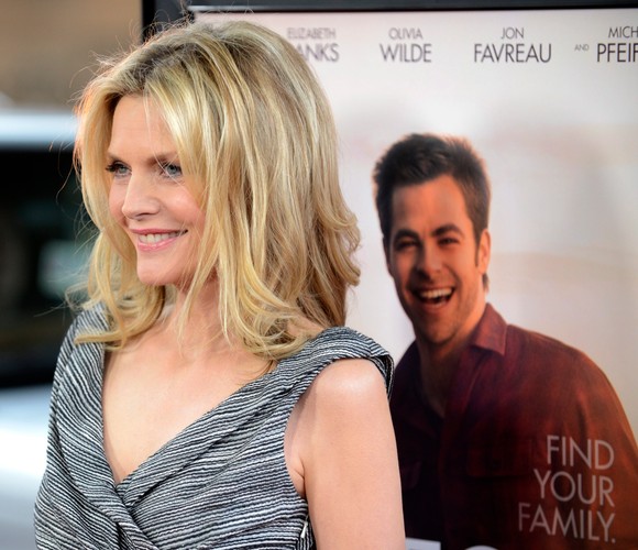 Michelle Pfeiffer na premierze 'People Like Us'