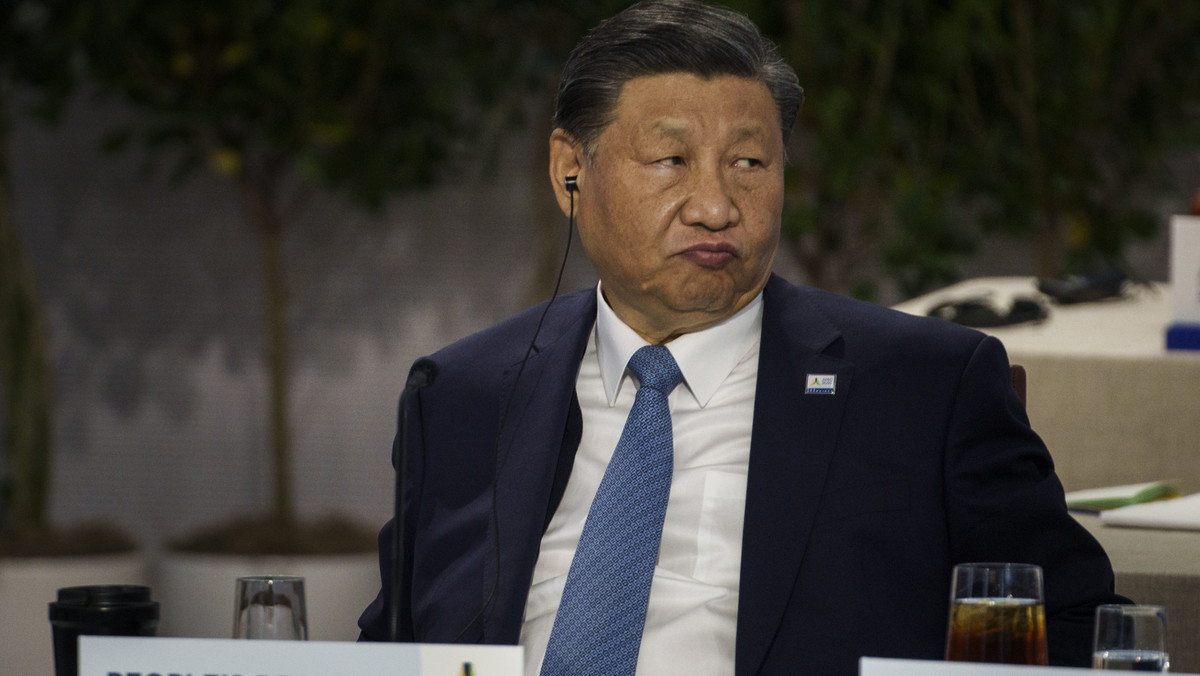 Gorączkowa atmosfera w Pekinie. Xi Jinping usuwa lojalnych współpracowników
