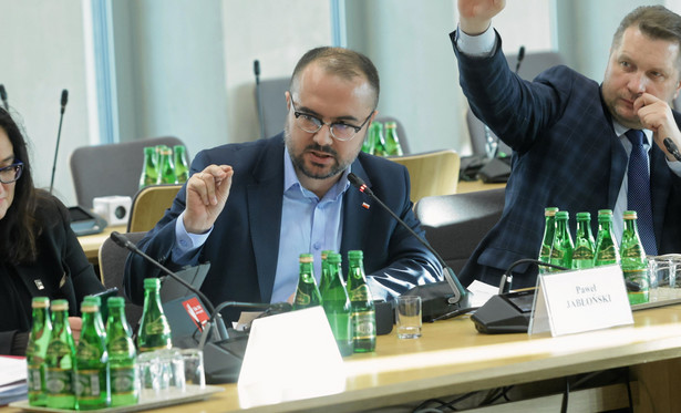 Paweł Jabłoński podczas posiedzenia komisji śledczej ds. wyborów kopertowych