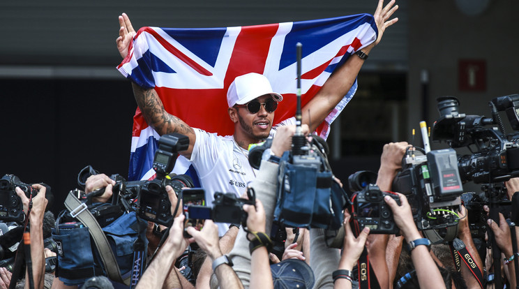 Hamilton negyedszerre lett világbajnok /Fotó:AFP