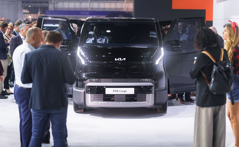 Nowa Kia PV5