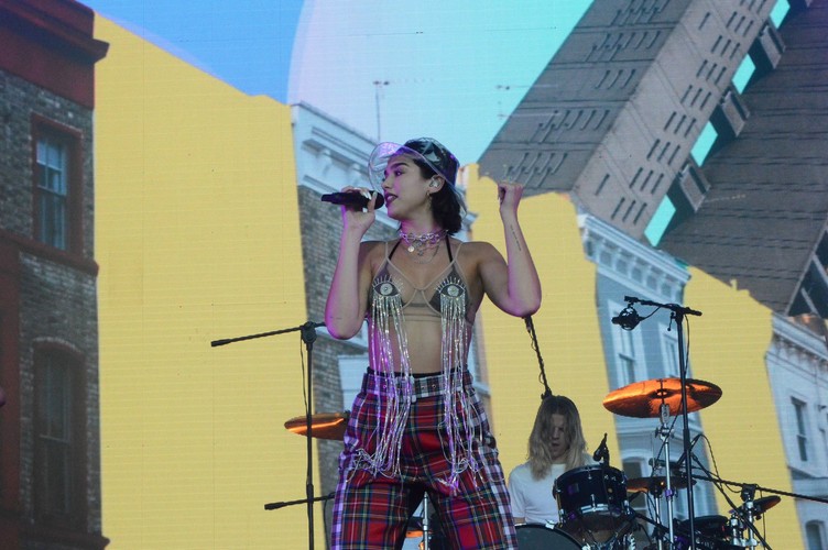 Dua Lipa podczas Orange Warsaw Festival. 1 czerwca 2018