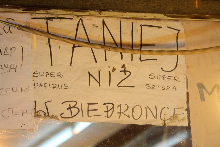 Reklama po polsku na bazarze w Szarm el-Szejk